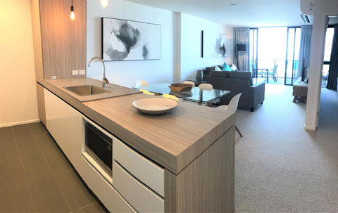 Qube Broadbeach Ocean View Apartments - Nambucca Heads Accommodation 25