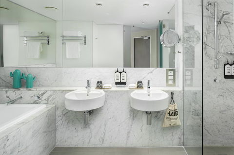 Ovolo The Valley Brisbane - Nambucca Heads Accommodation 2