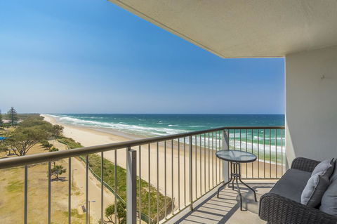 Golden Sands On The Beach - Absolute Beachfront Apartments - Nambucca Heads Accommodation 7
