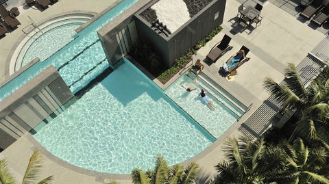 Luxury 3 Bedroom In Heart Of Broadbeach - Nambucca Heads Accommodation 15
