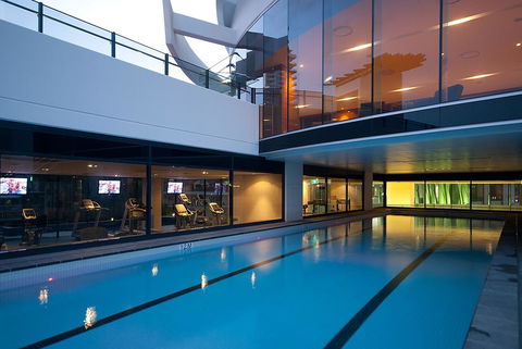 Luxury 3 Bedroom In Heart Of Broadbeach - Nambucca Heads Accommodation 13