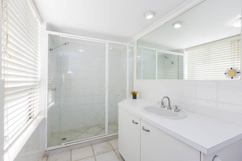 South Pacific Plaza - Official - Nambucca Heads Accommodation 30
