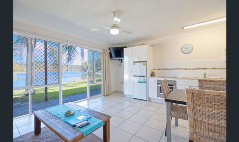 Bay Of Palms - Nambucca Heads Accommodation 4