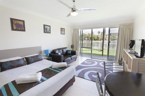 Bay Of Palms - Nambucca Heads Accommodation 39