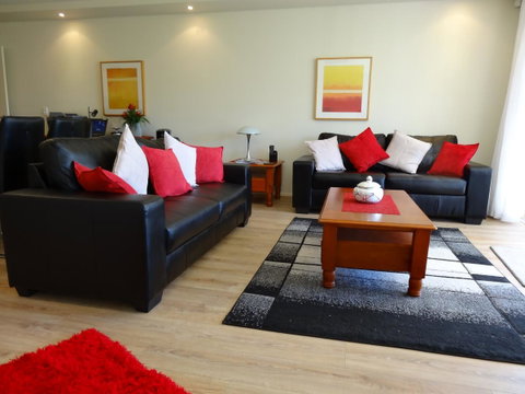 Waterfront Resort Villa With Buggy - Nambucca Heads Accommodation 4