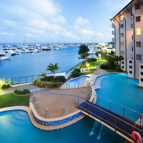 Mantra Hervey Bay - Nambucca Heads Accommodation 0