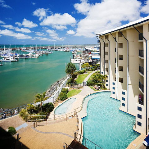 Mantra Hervey Bay - Nambucca Heads Accommodation 18