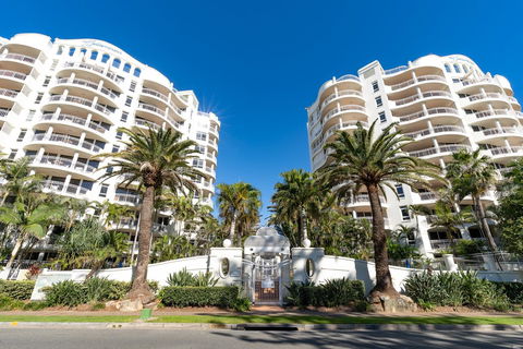 ULTIQA Burleigh Mediterranean Resort - Nambucca Heads Accommodation 13
