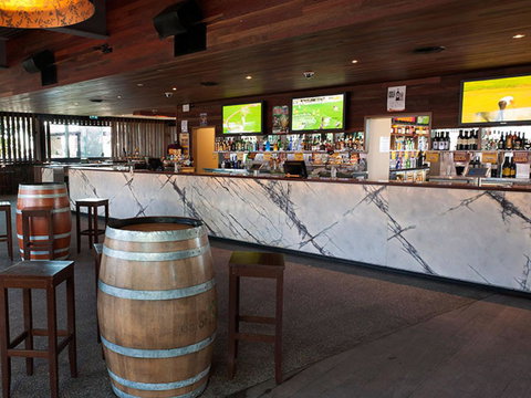 Eatons Hill Hotel - Nambucca Heads Accommodation 38