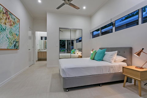 Oceans Edge Holiday Home - Nambucca Heads Accommodation 10