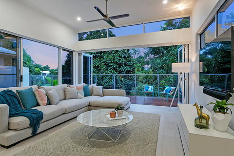 Oceans Edge Holiday Home - Nambucca Heads Accommodation 2