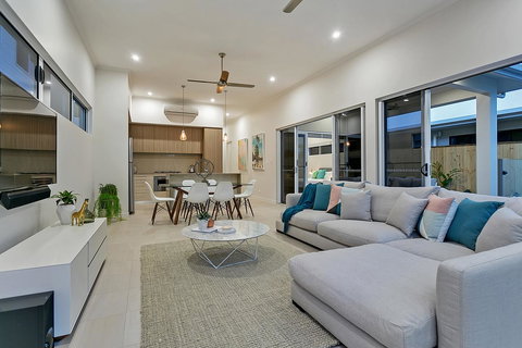 Oceans Edge Holiday Home - Nambucca Heads Accommodation 3