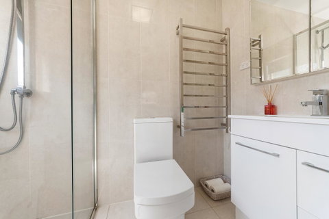 Waterfront Theme Park Getaway - Nambucca Heads Accommodation 8