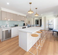 Waterfront Theme Park Getaway - Nambucca Heads Accommodation