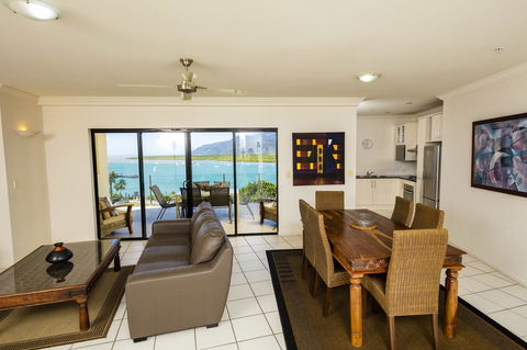 Jack And Newell Holiday Apartments - Nambucca Heads Accommodation 35
