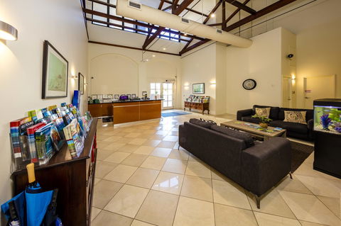 Jack And Newell Holiday Apartments - Nambucca Heads Accommodation 18