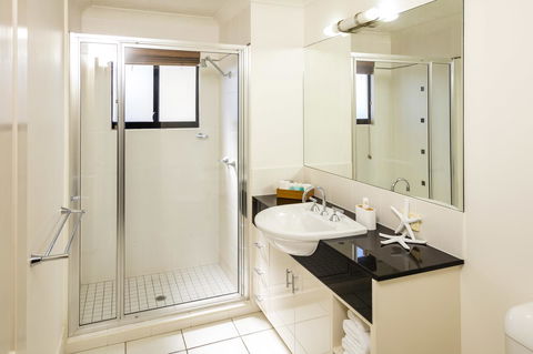 Jack And Newell Holiday Apartments - Nambucca Heads Accommodation 24