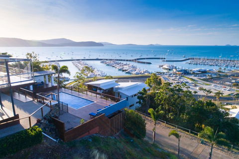 Nautilus On The Hill - Airlie Beach - Nambucca Heads Accommodation 0