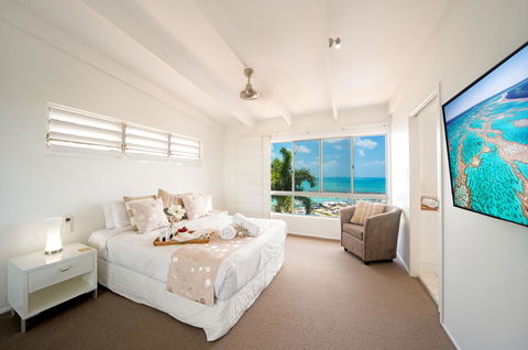 Nautilus On The Hill - Airlie Beach - Nambucca Heads Accommodation 3