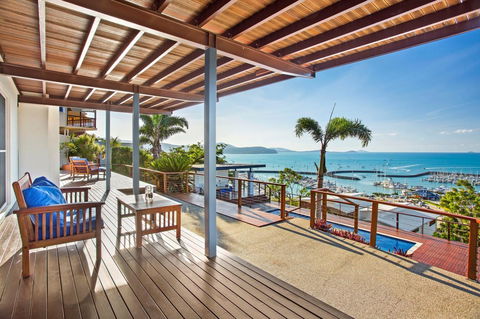 Nautilus On The Hill - Airlie Beach - Nambucca Heads Accommodation 9