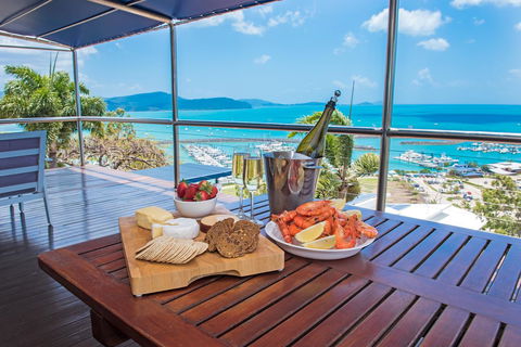 Nautilus On The Hill - Airlie Beach - Nambucca Heads Accommodation 10