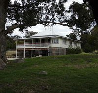 Loughmore House - Nambucca Heads Accommodation