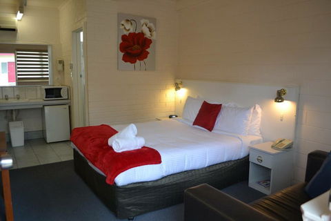 Wattle Motel - Nambucca Heads Accommodation 0