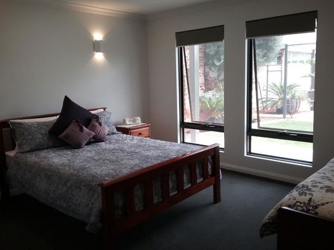 Wentworth Wharf B&B - Nambucca Heads Accommodation 1