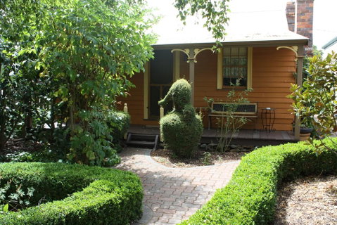 Westbury Gingerbread Cottages - Nambucca Heads Accommodation 3
