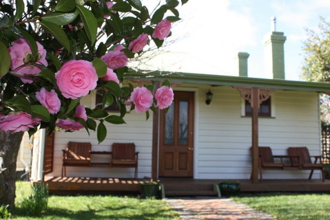 Westbury Gingerbread Cottages - Nambucca Heads Accommodation 0