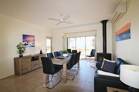 Whale Cove Circuit - Nambucca Heads Accommodation 2