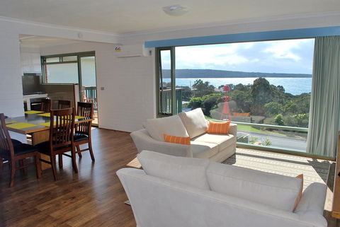 Whalevue - Unit 2 - Nambucca Heads Accommodation 0