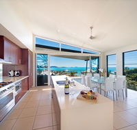 Whitsunday Views - Airlie Beach - Nambucca Heads Accommodation