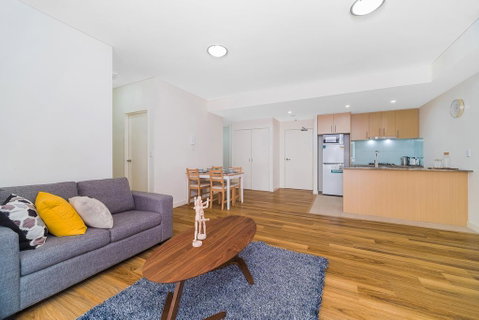 Wolli Creek Airport Serviced 2 Bedroom Apartment - Nambucca Heads Accommodation 1
