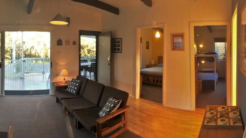 Wonky Pine Beach House, NARRWALLEE- 4 Bedroom - Nambucca Heads Accommodation 2