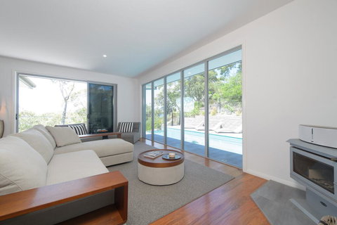 YARINGA - Retreat Style Accomodation With Swimming Pool - Nambucca Heads Accommodation 0