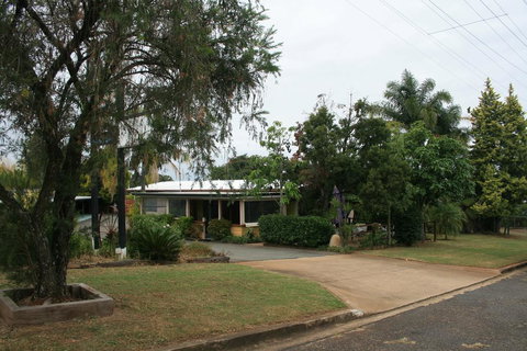 Yarraman Gardens Motel Queensland - Nambucca Heads Accommodation 2