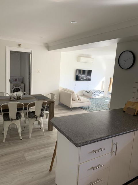 York Cosy Stays - Nambucca Heads Accommodation 1