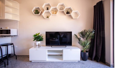 Your Home Here In Sydney - Nambucca Heads Accommodation 1
