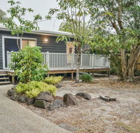 Currimundi Beach House - 1min to Currimundi Lake  Beach - Nambucca Heads Accommodation