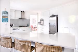 Relax At Bokarina Beach House Walk To Beach Relax By The Pool - Nambucca Heads Accommodation 3