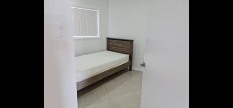2 Bedroom Modern Home At 61A Glenn St Dean Park NSW - Nambucca Heads Accommodation 3