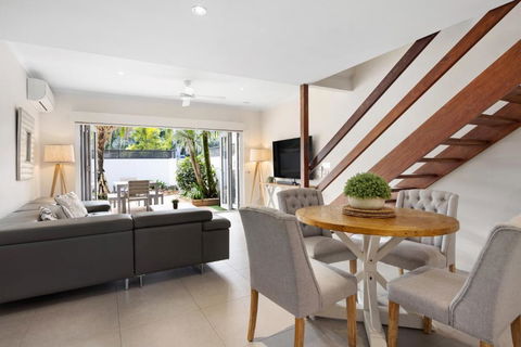 Affordable Pet Friendly Noosa Escape - Nambucca Heads Accommodation 1