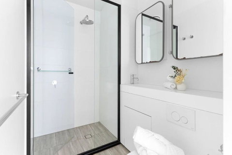 A 2BR Apt Near Melbourne Central & QV Market - Nambucca Heads Accommodation 2