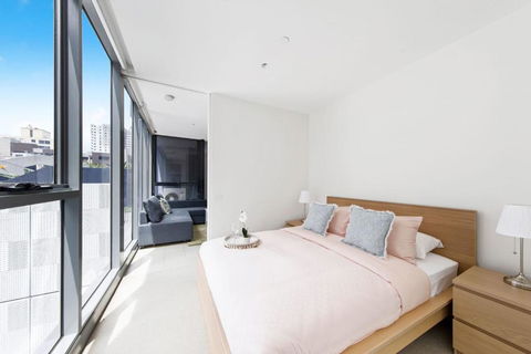 A Chic Apt With A Large Balcony Next To Grand Prix - Nambucca Heads Accommodation 0