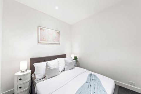 A Cozy & Lovely 2BR Apt Near Melbourne Central - Nambucca Heads Accommodation 4