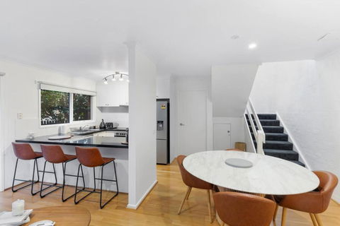 A Home Away From Home In Geelong - Nambucca Heads Accommodation 3