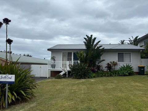 A Little Ocean Breeze - Nambucca Heads Accommodation 1