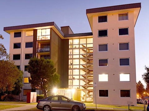 A Little Slice Of Fremantle One Bedroom Character Apartment - Nambucca Heads Accommodation 2