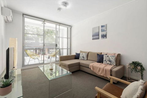 A Modern & Cozy Studio Next To Darling Harbour - Nambucca Heads Accommodation 0